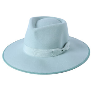 photo d'un chapeau borsalino bleu avec un ruban