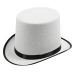 Chapeau au de forme blanc avec un contour noir sur fond blanc
