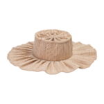 Chapeau en paille pliable original marron pour fille sur fond blanc