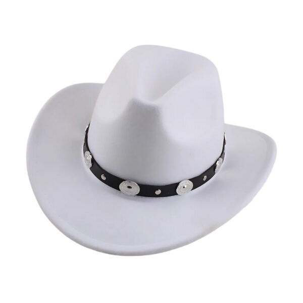 Chapeau de cowboy en feutre blanc avec un ceinture style western en cuir PU noir