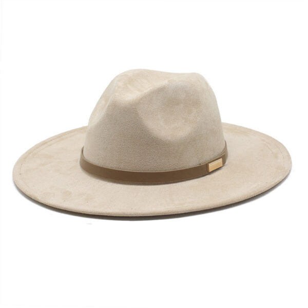 Chapeau Borsalino à large bord en daim, beige, entouré d'une ceinture fine marron