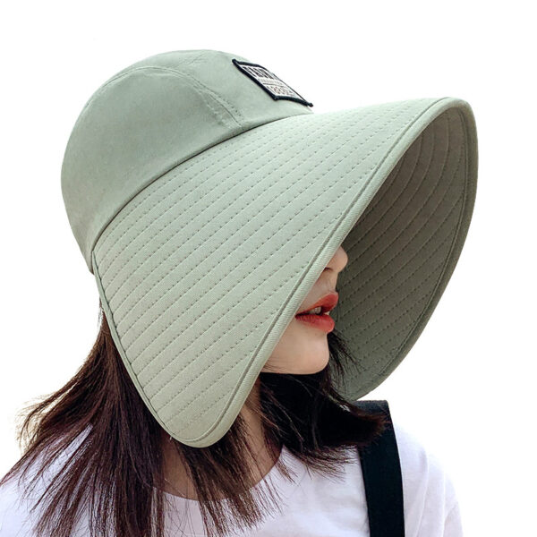 Chapeau anti UV, pliable à large bord, pour femmes, de couleur verte, avec un logo sur le devant du chapeau