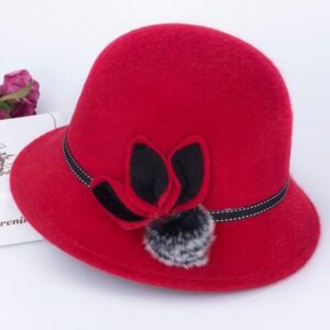 Chapeau cloche avec pompon fleuri pour femme