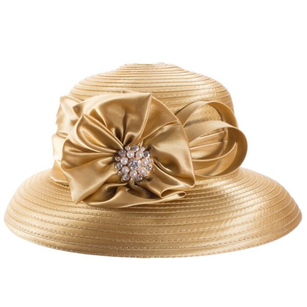 Chapeau catherinette robe chic avec ruban de couleur doré
