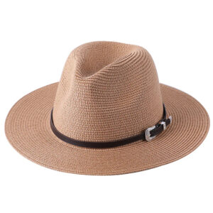 Chapeau Panama avec ceinture en cuir noir de couleur beige