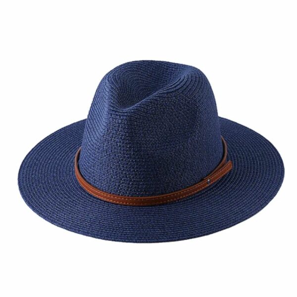 on voit sur un fond blanc un chapeau panam avec lanière simple en similicuir unisexe, il est de couleur bleu