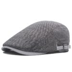 on voit sur un fond blanc un chapeau casquette noir en bec de canard décontracté pour homme.